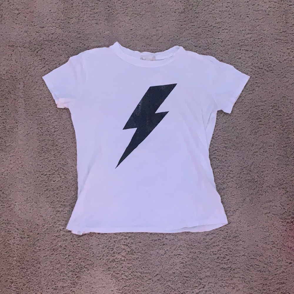 graphic tee
